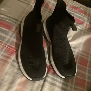 Zara black hightop slipon